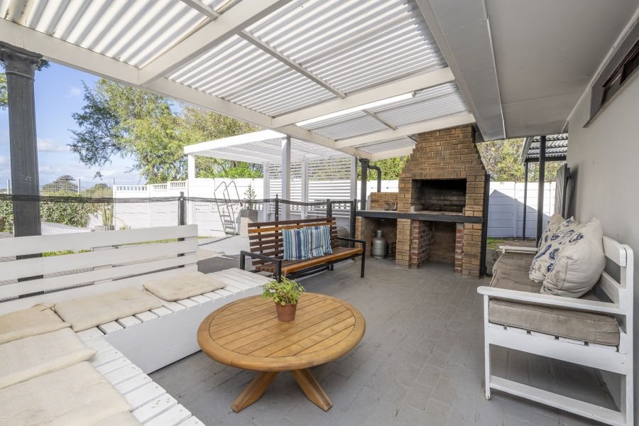 5 Bedroom Property for Sale in Eversdal Western Cape
